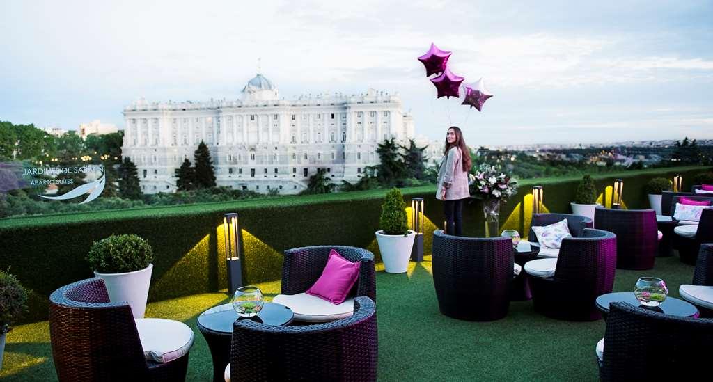Apartosuites Jardines De Sabatini Madryt Udogodnienia zdjęcie