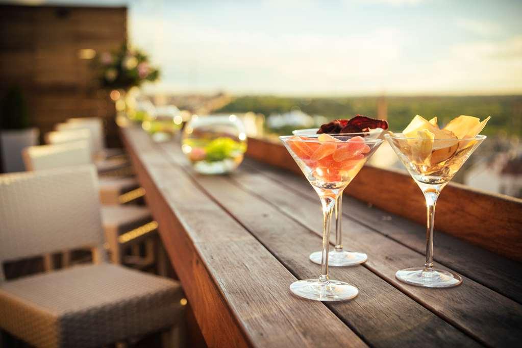 Apartosuites Jardines De Sabatini Madryt Restauracja zdjęcie