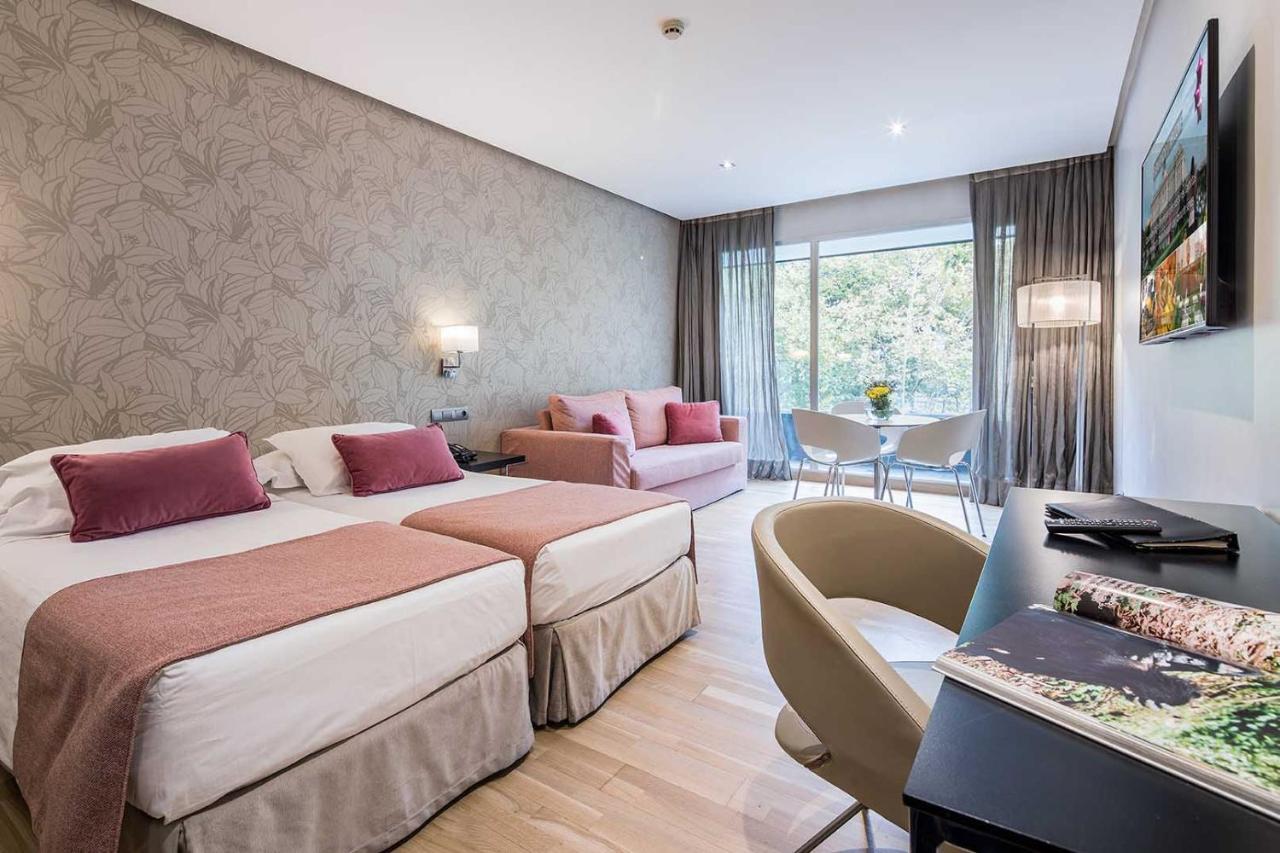 Apartosuites Jardines De Sabatini Madryt Zewnętrze zdjęcie