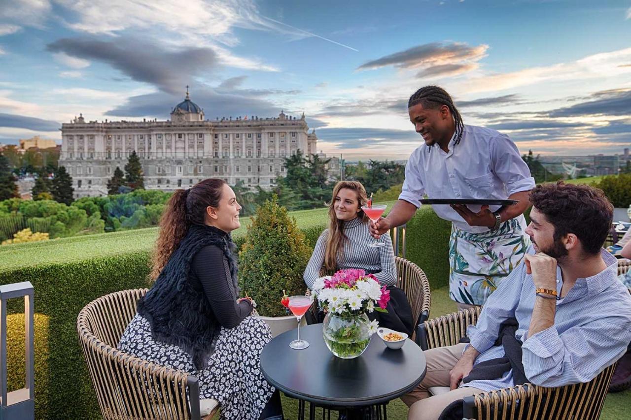 Apartosuites Jardines De Sabatini Madryt Zewnętrze zdjęcie
