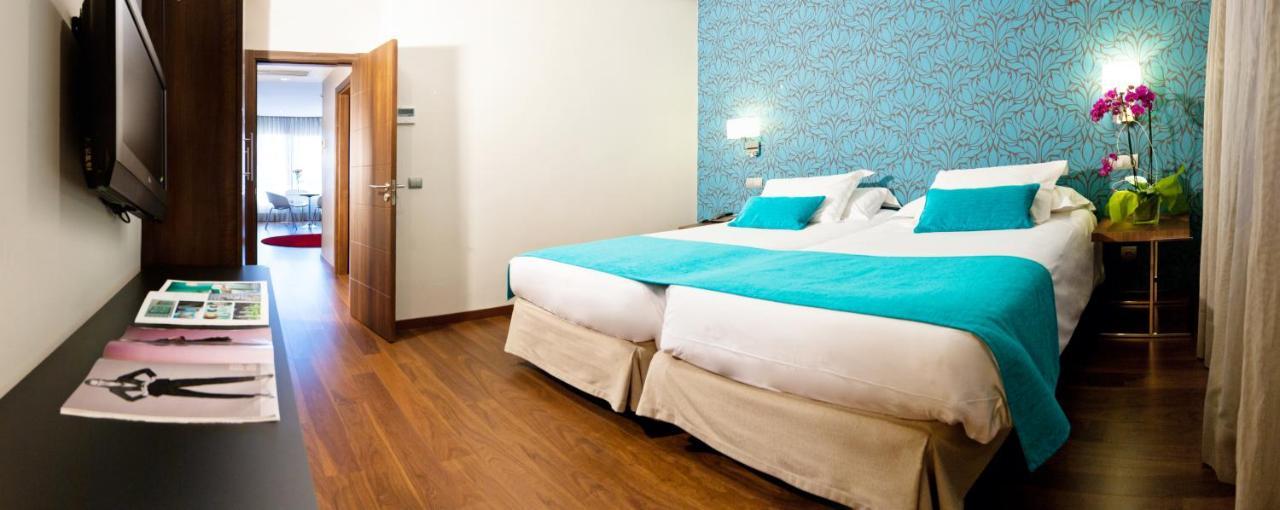 Apartosuites Jardines De Sabatini Madryt Zewnętrze zdjęcie