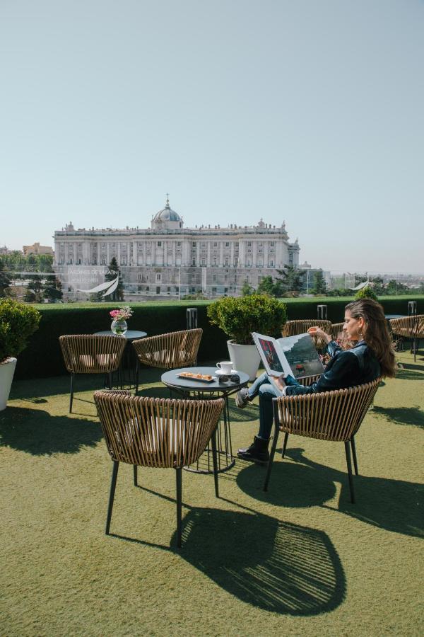 Apartosuites Jardines De Sabatini Madryt Zewnętrze zdjęcie