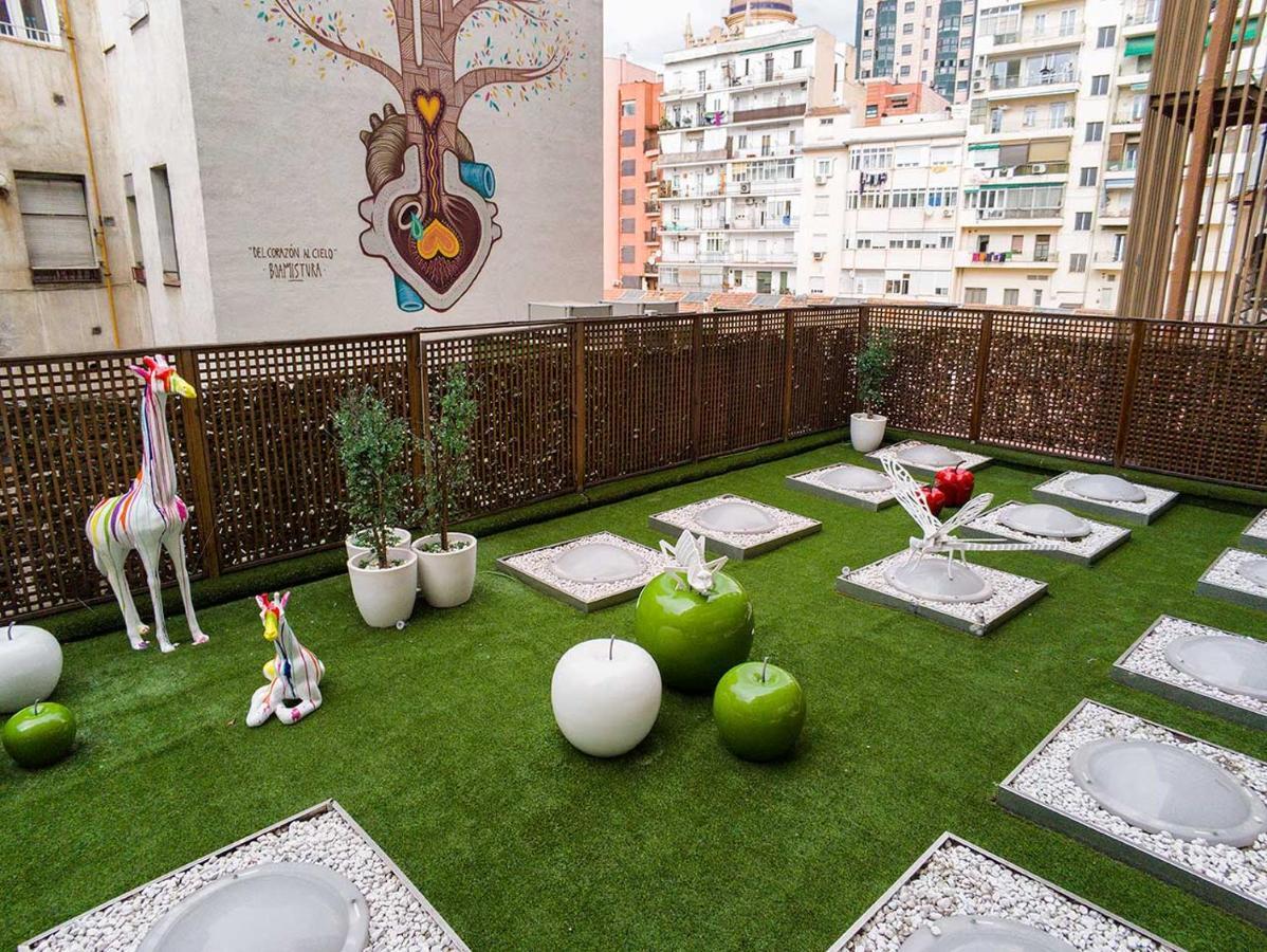 Apartosuites Jardines De Sabatini Madryt Zewnętrze zdjęcie